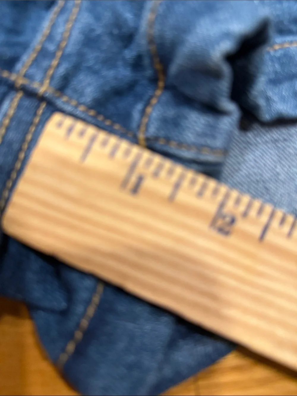 Old Navy button fly high-rise jeans shorts size 12.